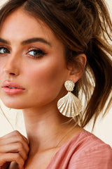 Calliope Shell Earrings Gold